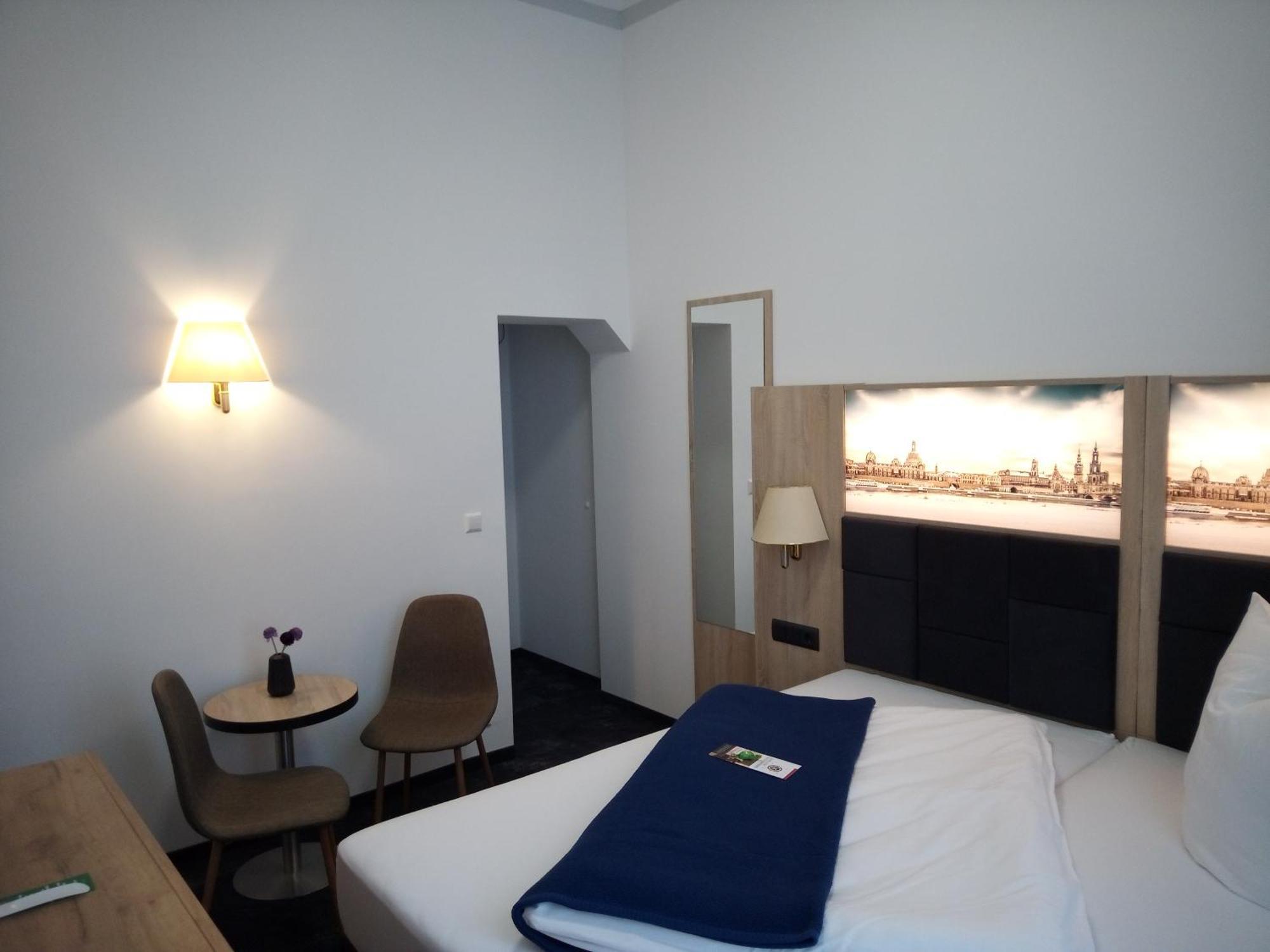 Hotel Zur Kulturweberei Finsterwalde Pokoj fotografie