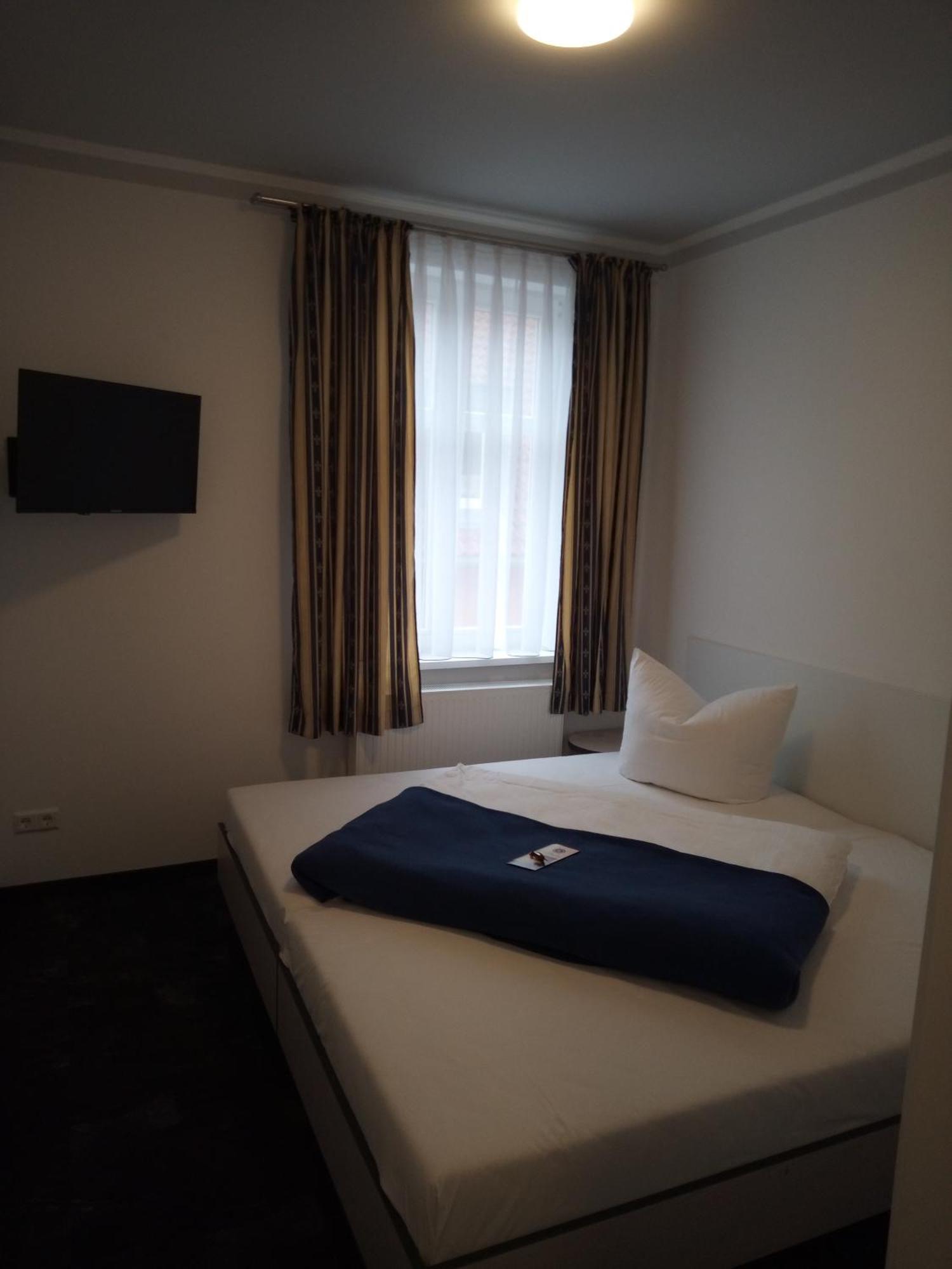 Hotel Zur Kulturweberei Finsterwalde Pokoj fotografie